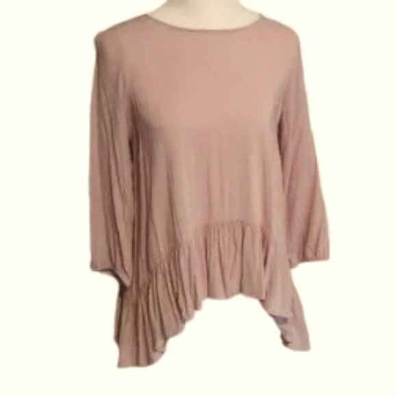 Simply Vera Ruffle Trim Pink Women's Blouse Relaxed Fit Lightweight Medium NWOT! - Picture 2 of 8